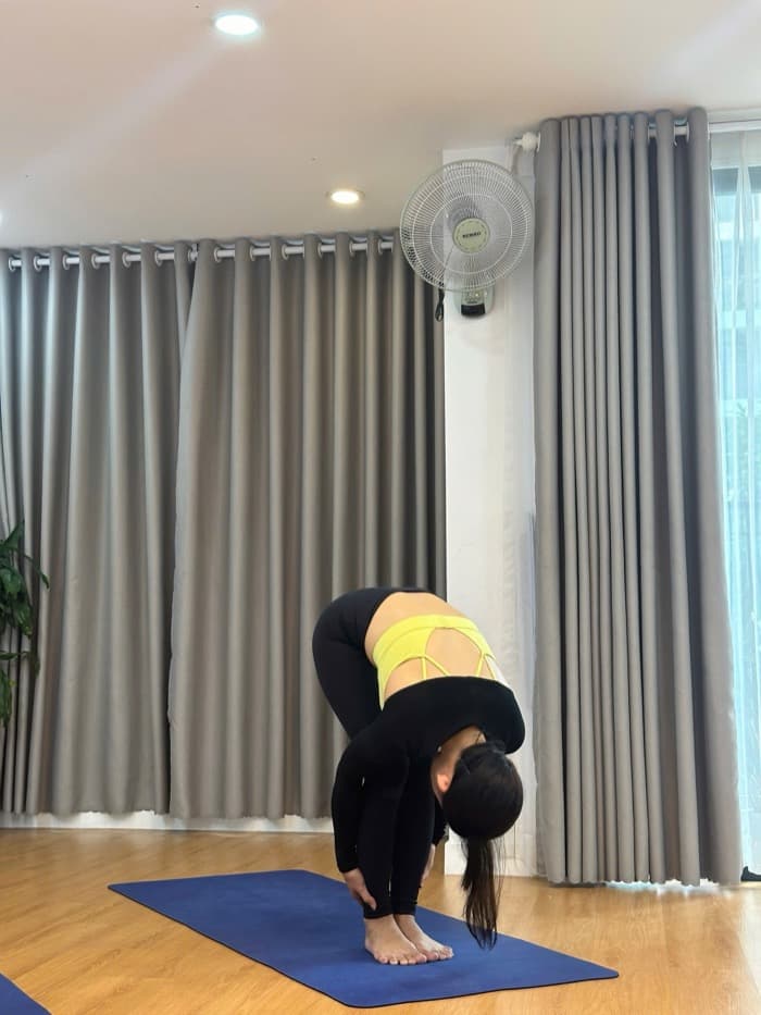 TAGA Yoga — Nguyễn Trà Giang 1